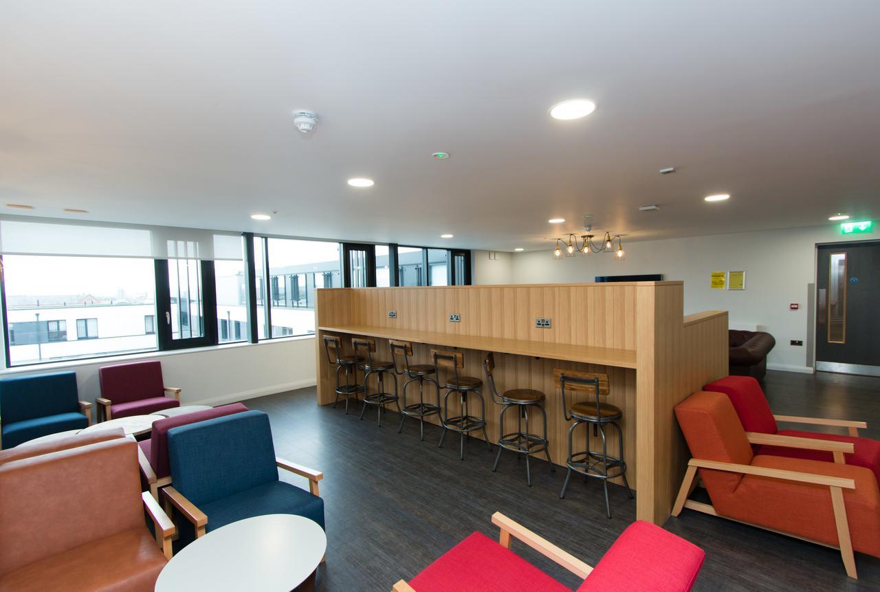 Destiny Student - Kavanagh Court Dublin Buitenkant foto